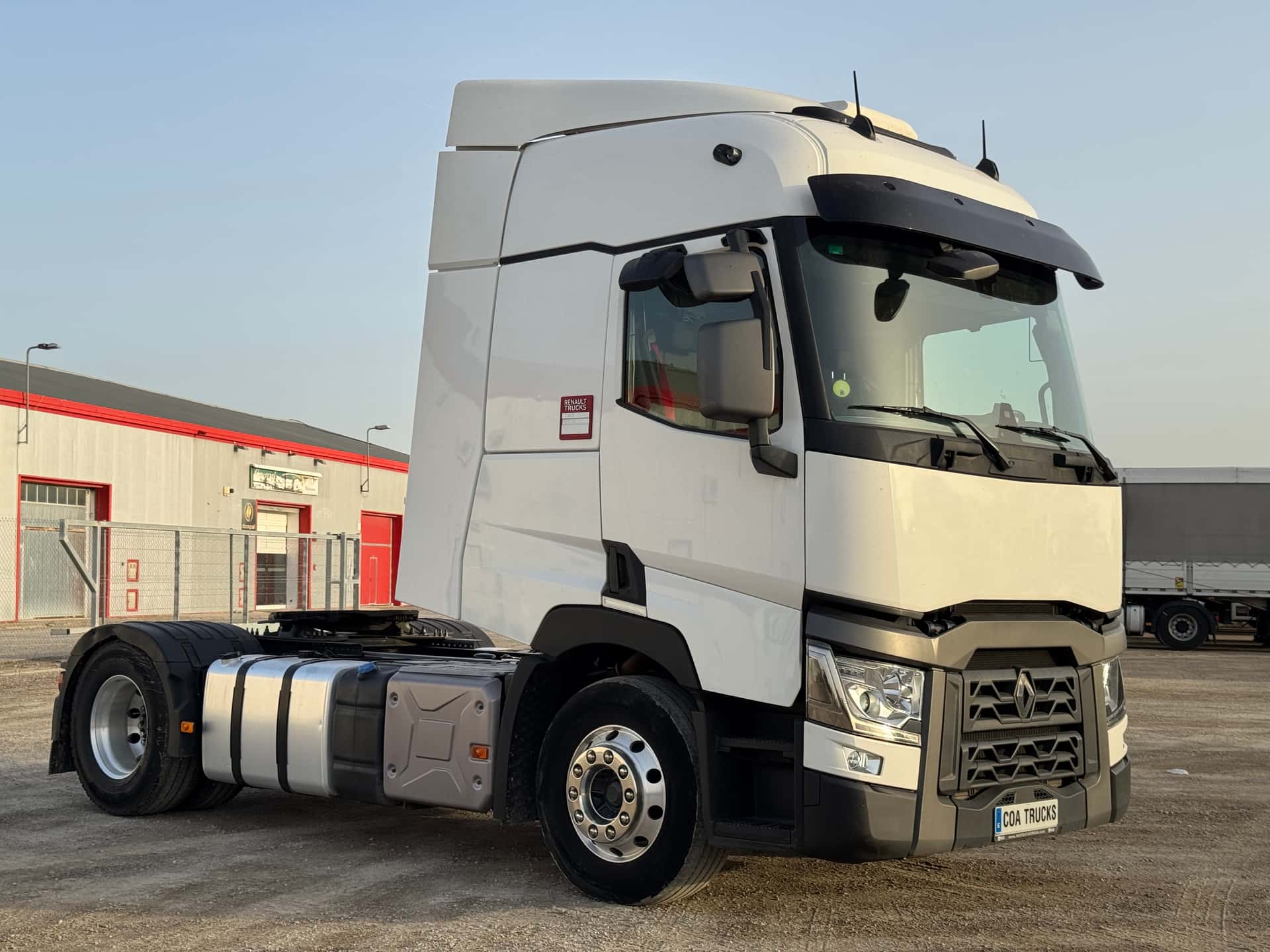 Gebrauchte Sattelzugmaschine Renault T 480 2021 — Coatrucks Lleida