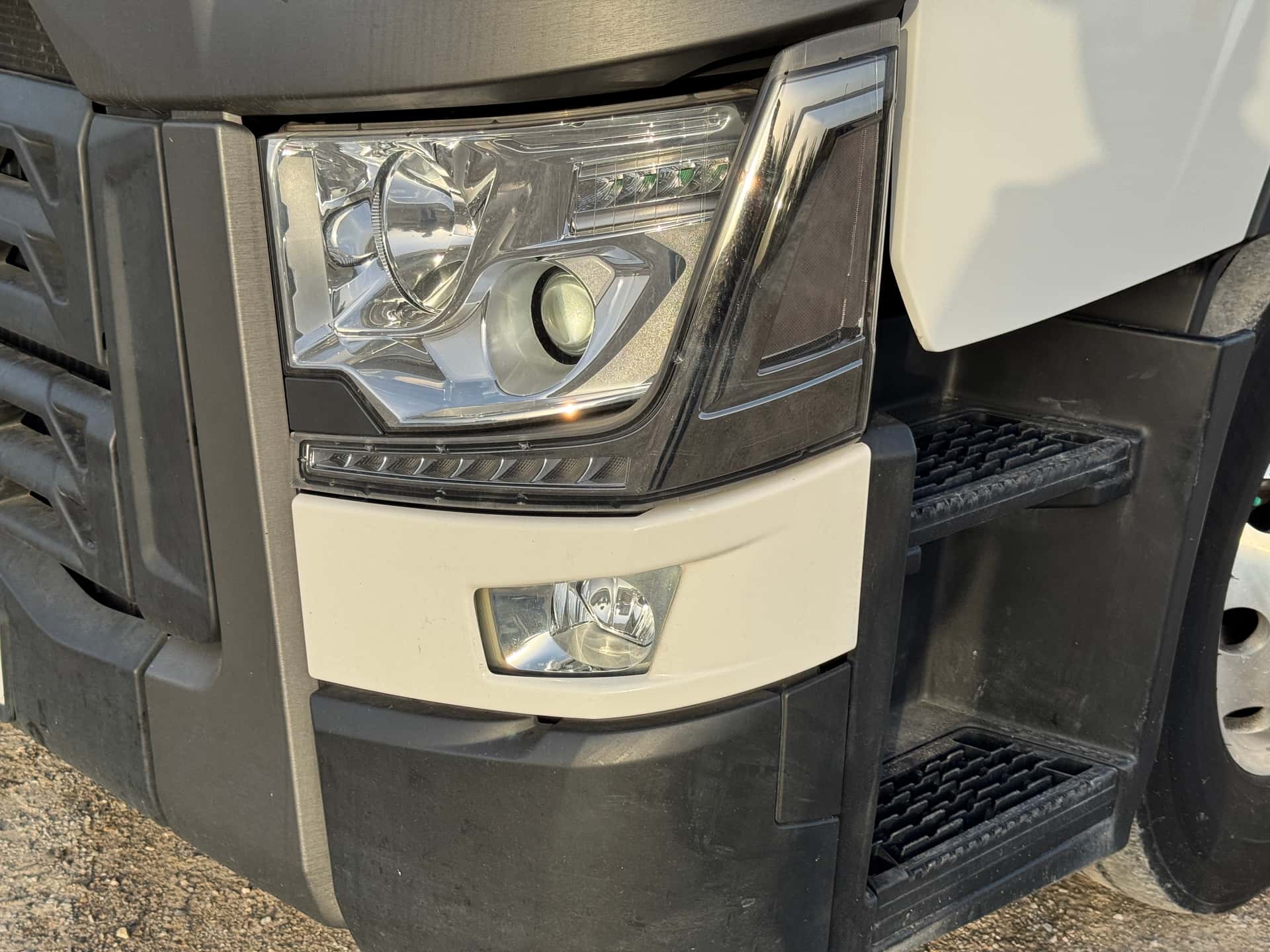 Gebrauchte Sattelzugmaschine Renault T 480 2021 — Coatrucks Lleida