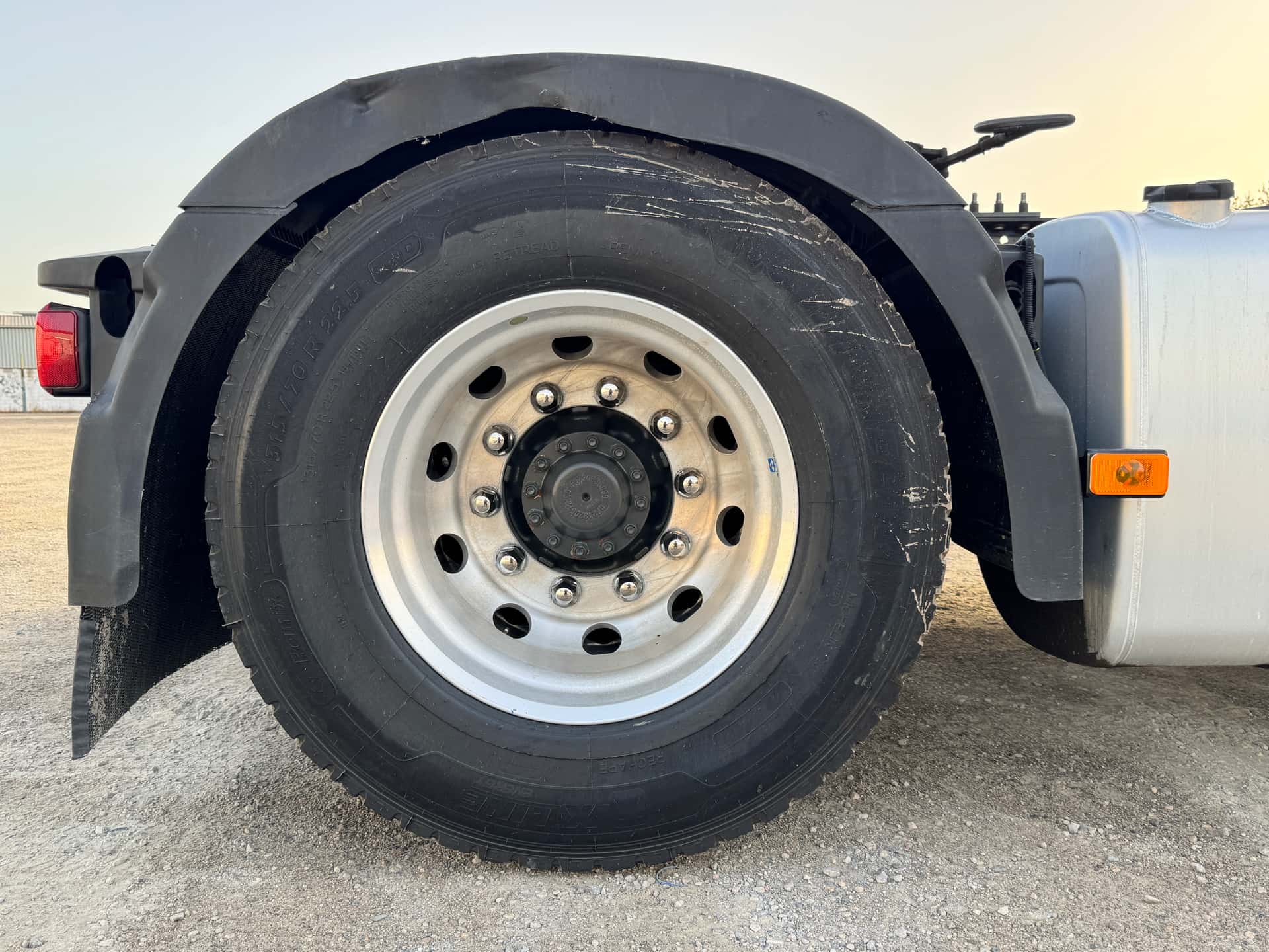 Gebrauchte Sattelzugmaschine Renault T 480 2021 — Coatrucks Lleida