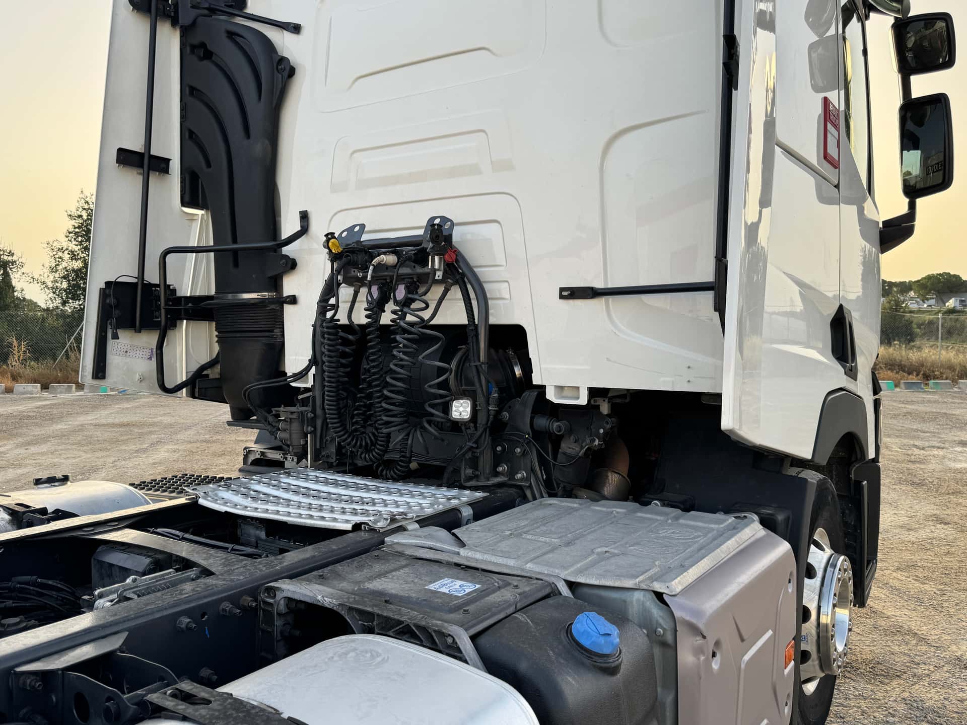 Gebrauchte Sattelzugmaschine Renault T 480 2021 — Coatrucks Lleida