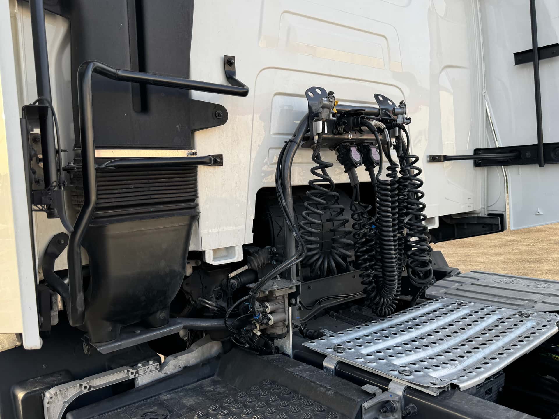 Gebrauchte Sattelzugmaschine Renault T 480 2021 — Coatrucks Lleida