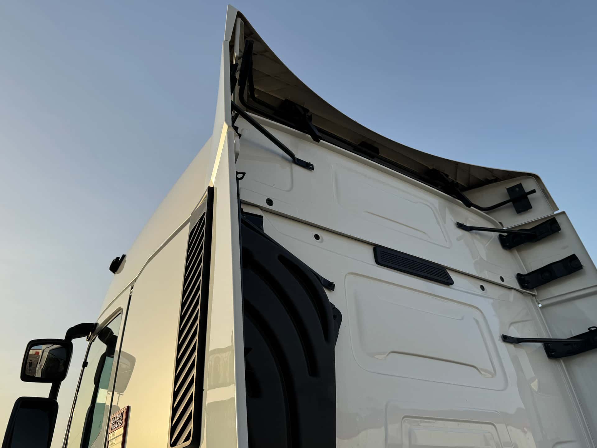 Gebrauchte Sattelzugmaschine Renault T 480 2021 — Coatrucks Lleida