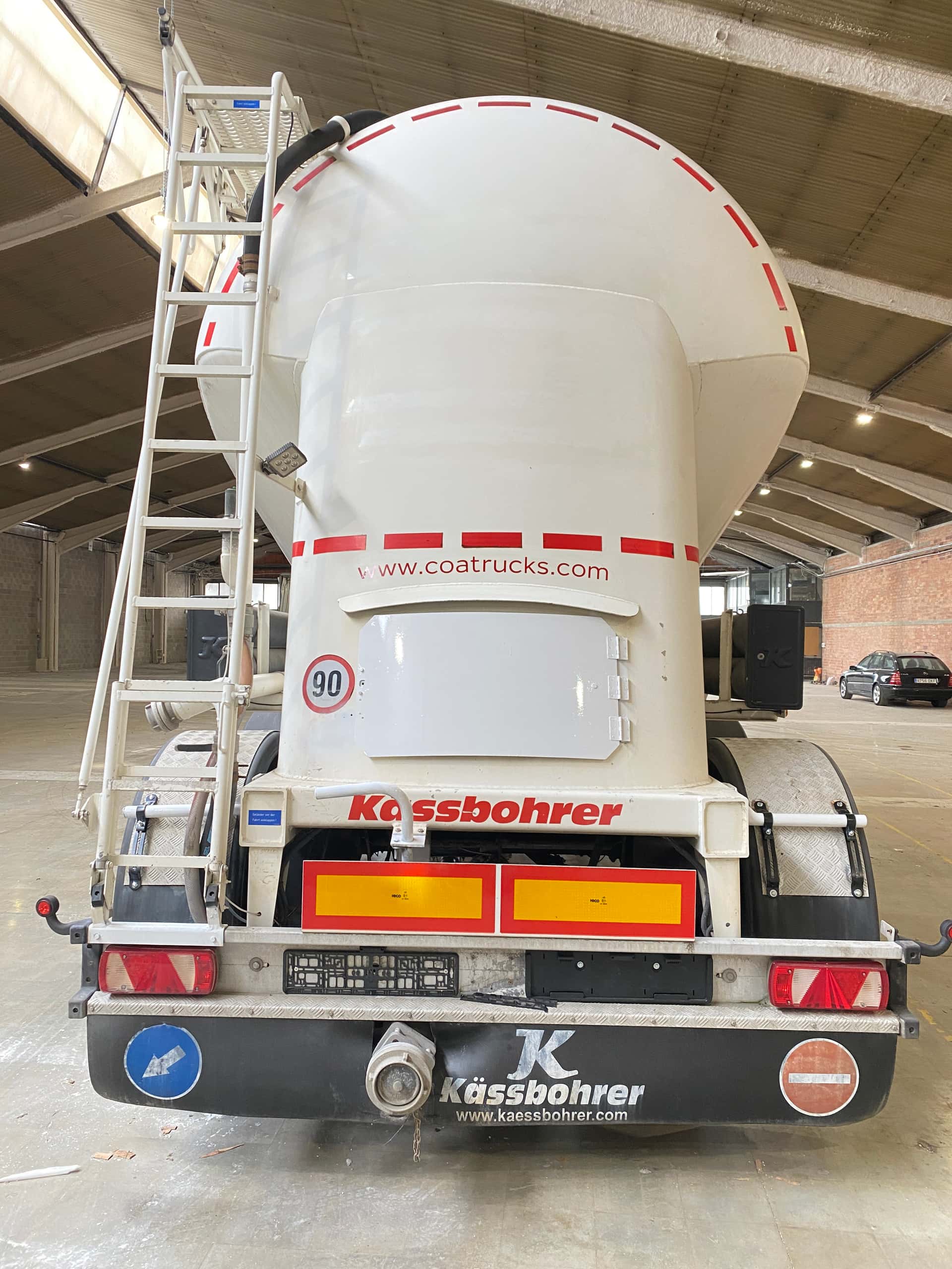 Silo Semi-remorque Kassbohrer SSL 35 m³ 2016 d'occasion — Coatrucks Lleida