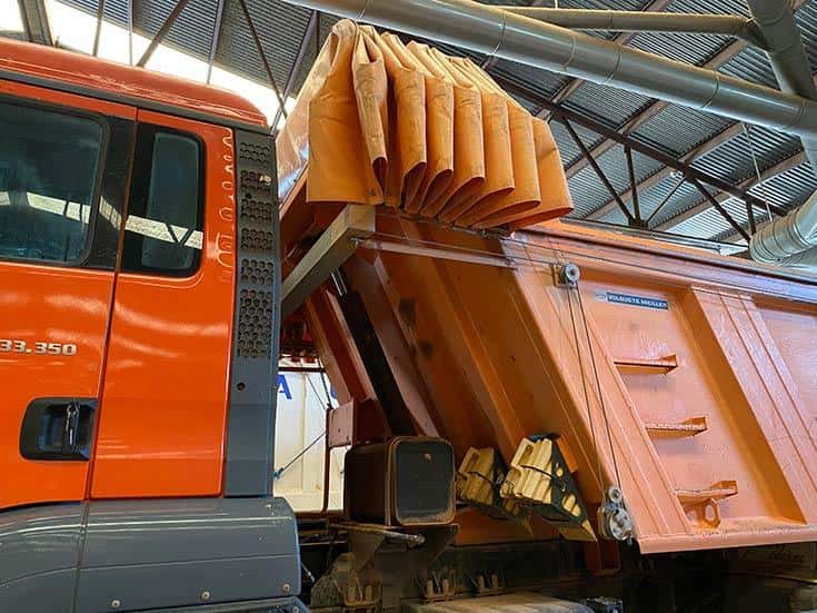 Gebrauchte LKW MAN TGA 33.350 2006 — Ansicht 3