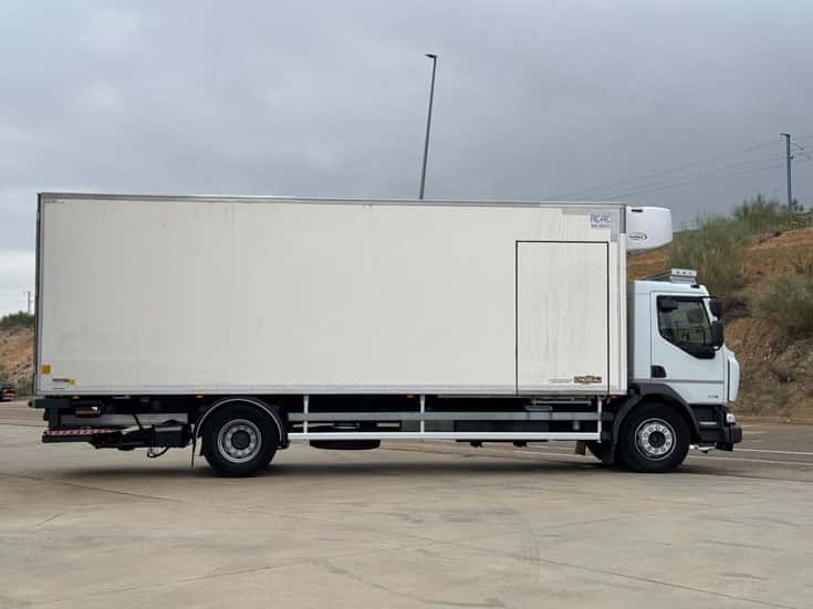 Kühlkoffer Gebrauchte LKW Renault Midlum 270.18 2012 — Coatrucks Lleida