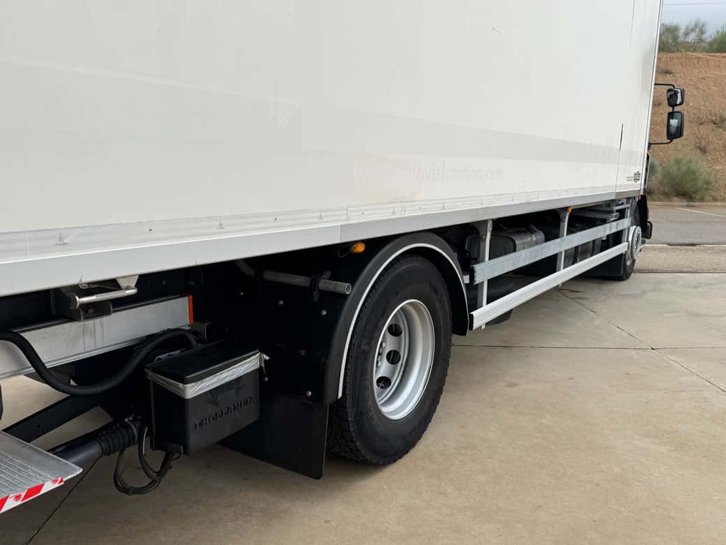 Kühlkoffer Gebrauchte LKW Renault Midlum 270.18 2012 — Coatrucks Lleida