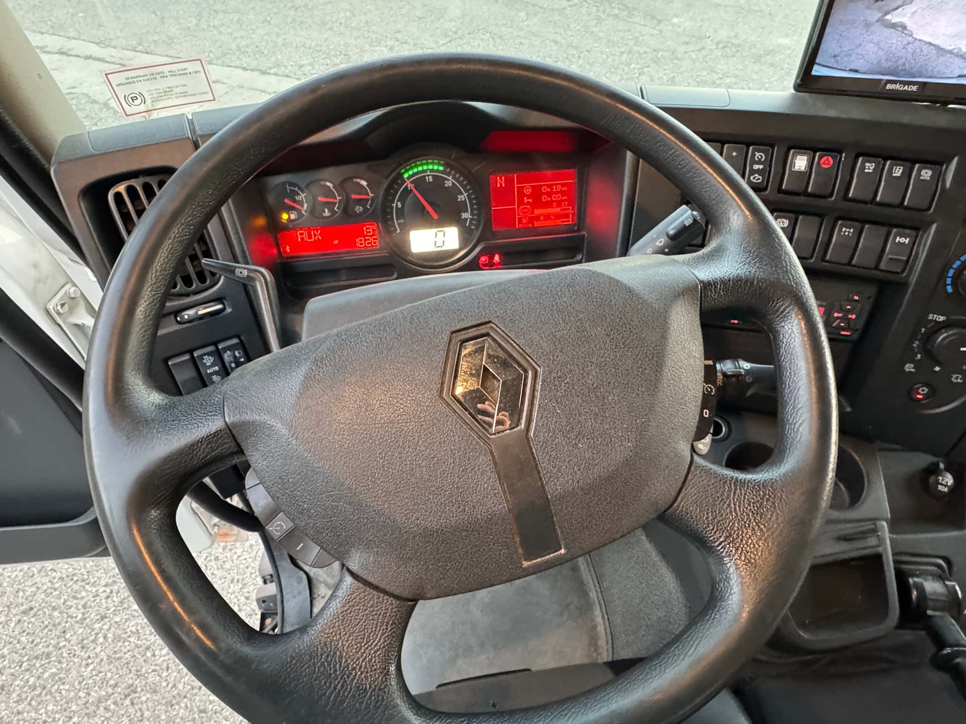 Kühlkoffer Gebrauchte LKW Renault D 240 2018, Innenraum — Coatrucks Lleida