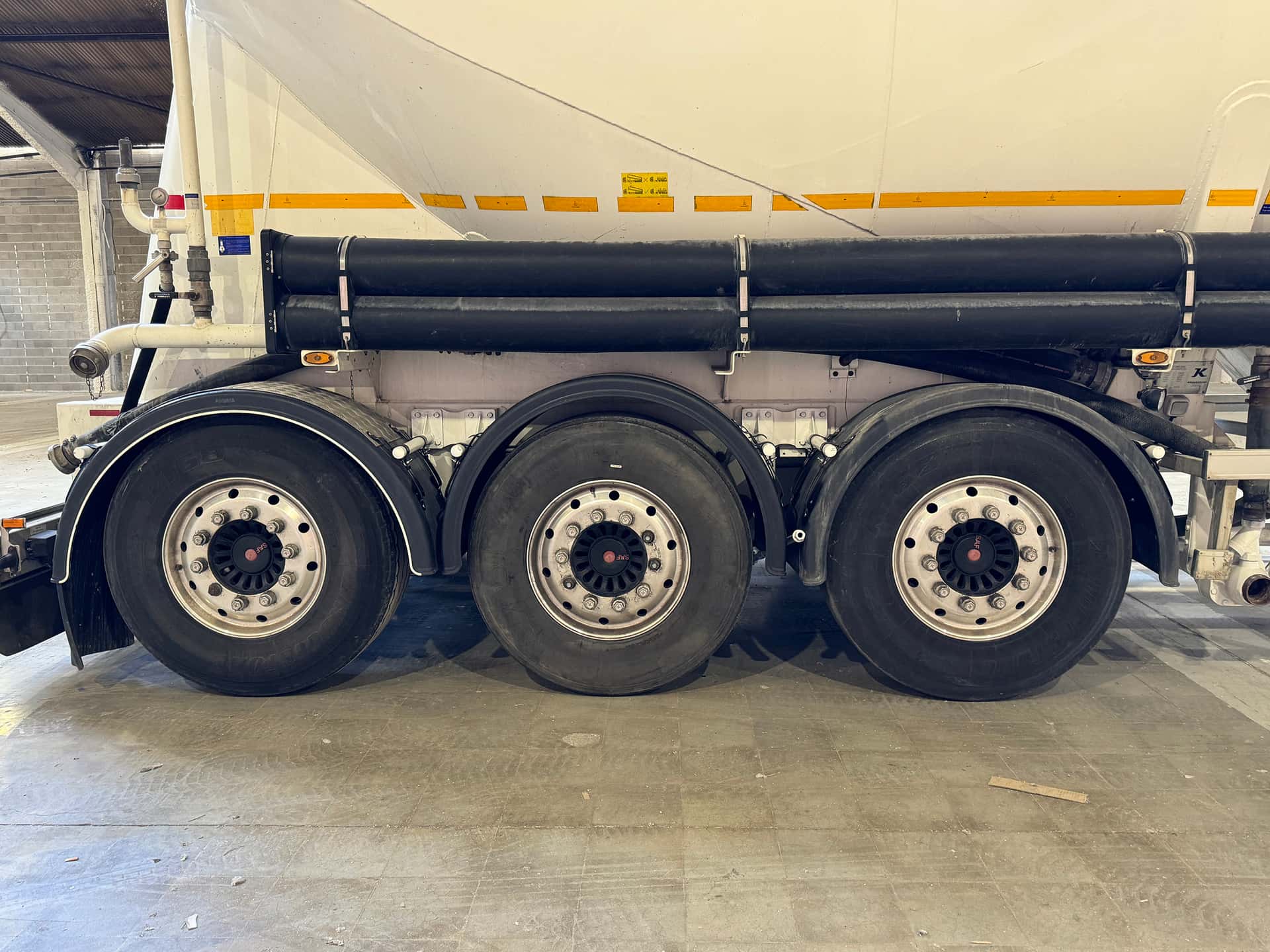 Siloauflieger Gebrauchte Auflieger Kassbohrer SSL 35 m³ 2017 — Coatrucks Lleida