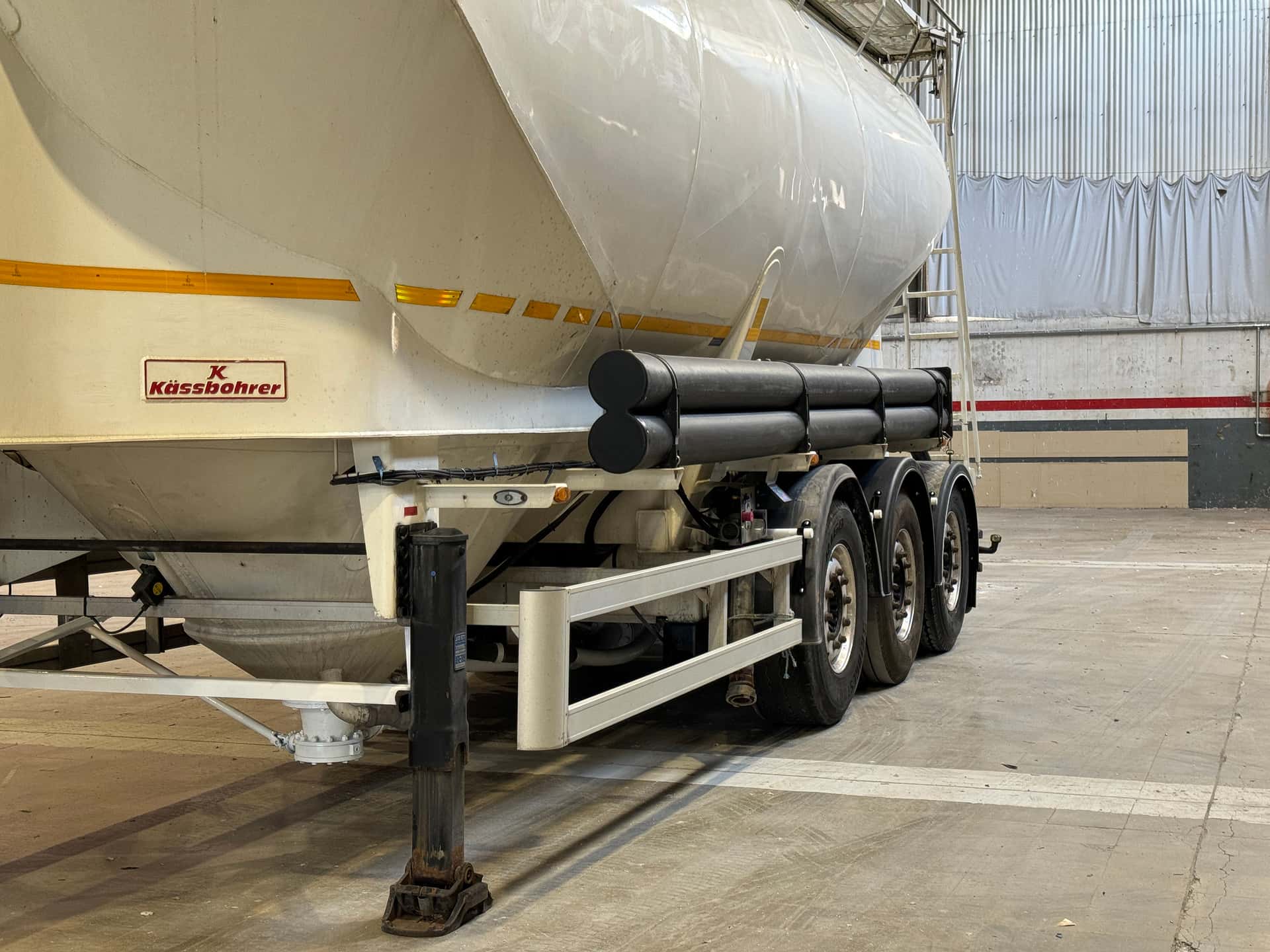 Silo Semirremolque Kassbohrer SSL 35 m³ 2017 de ocasión — Coatrucks Lleida - foto 15