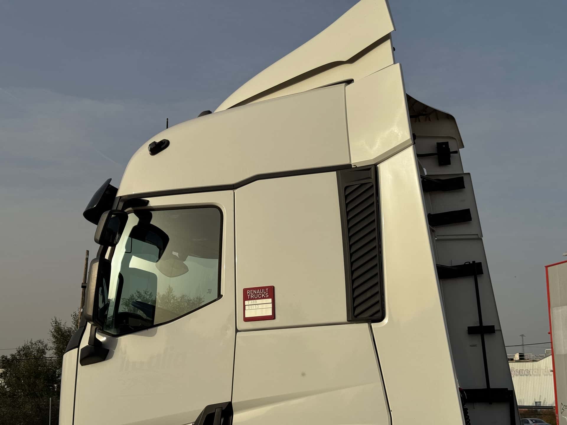 Gebrauchte Sattelzugmaschine Renault T 480 2021 — Coatrucks Lleida