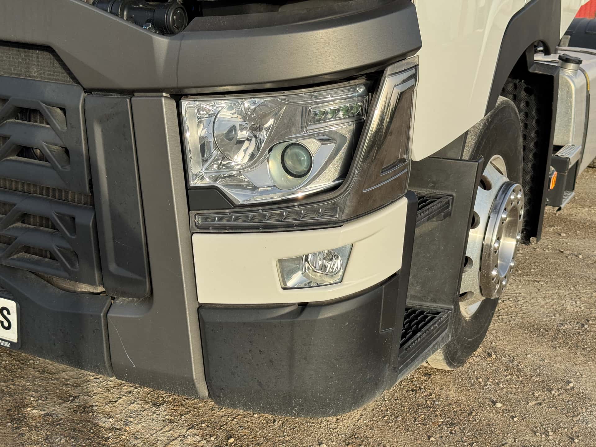 Gebrauchte Sattelzugmaschine Renault T 480 2021 — Coatrucks Lleida