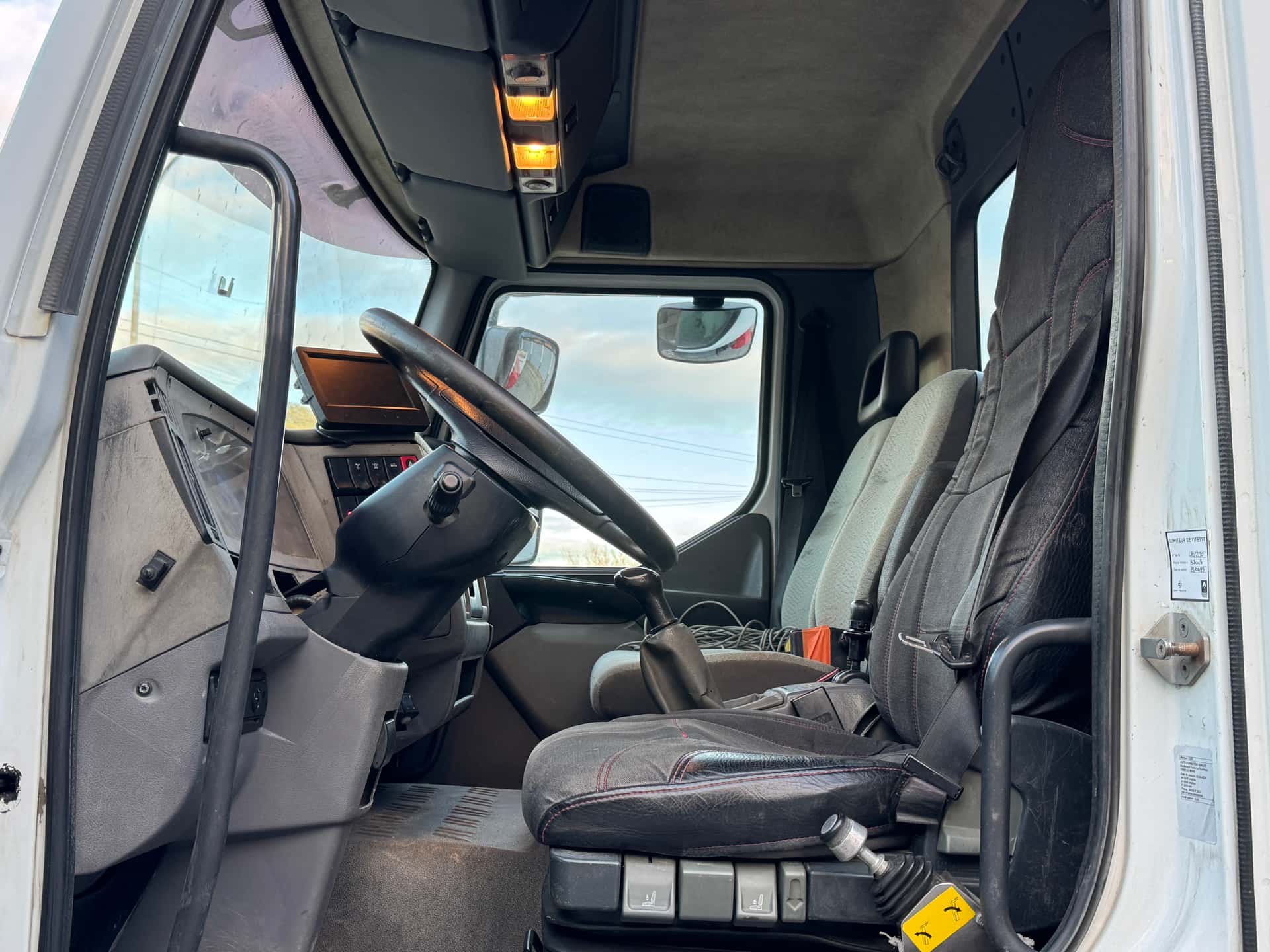 Kipper Gebrauchte LKW Renault Midlum 270 2006 — Coatrucks Lleida
