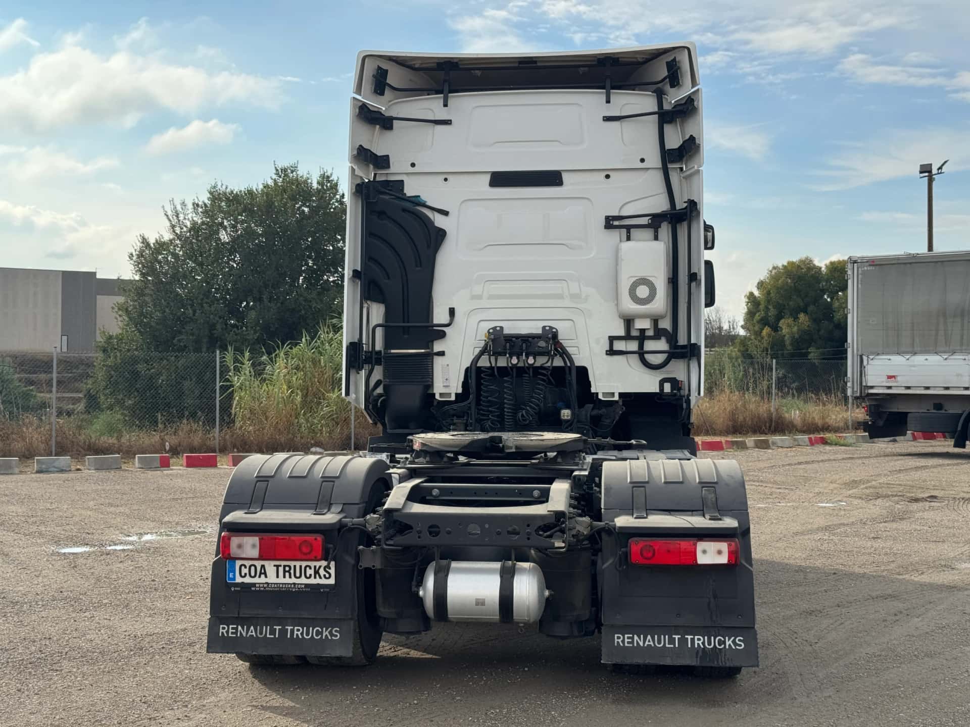 Cabeza tractora Renault T 520 2023 de ocasión — vista 4