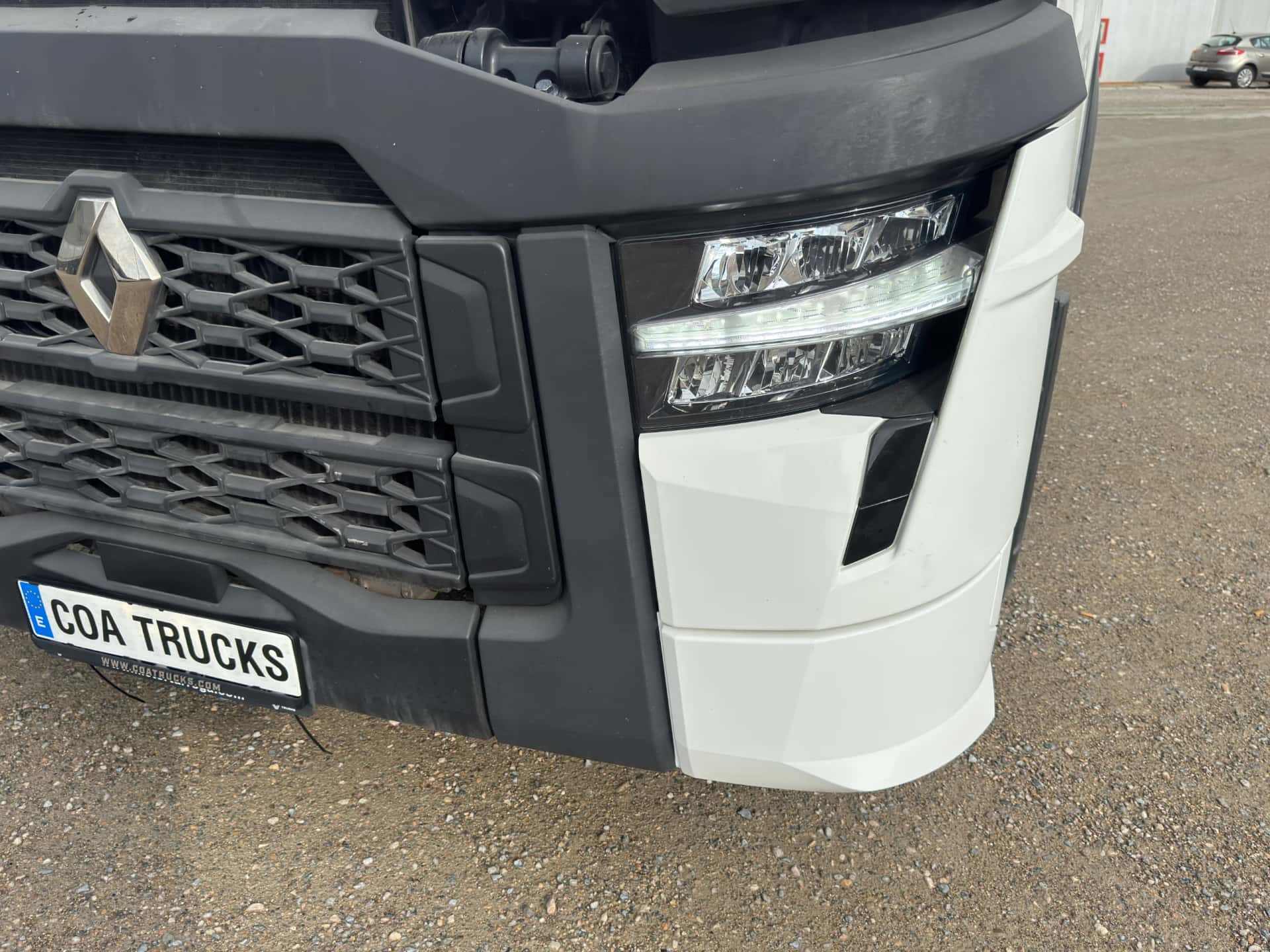 Used Renault T 520 2023 tractor unit — Coatrucks Lleida