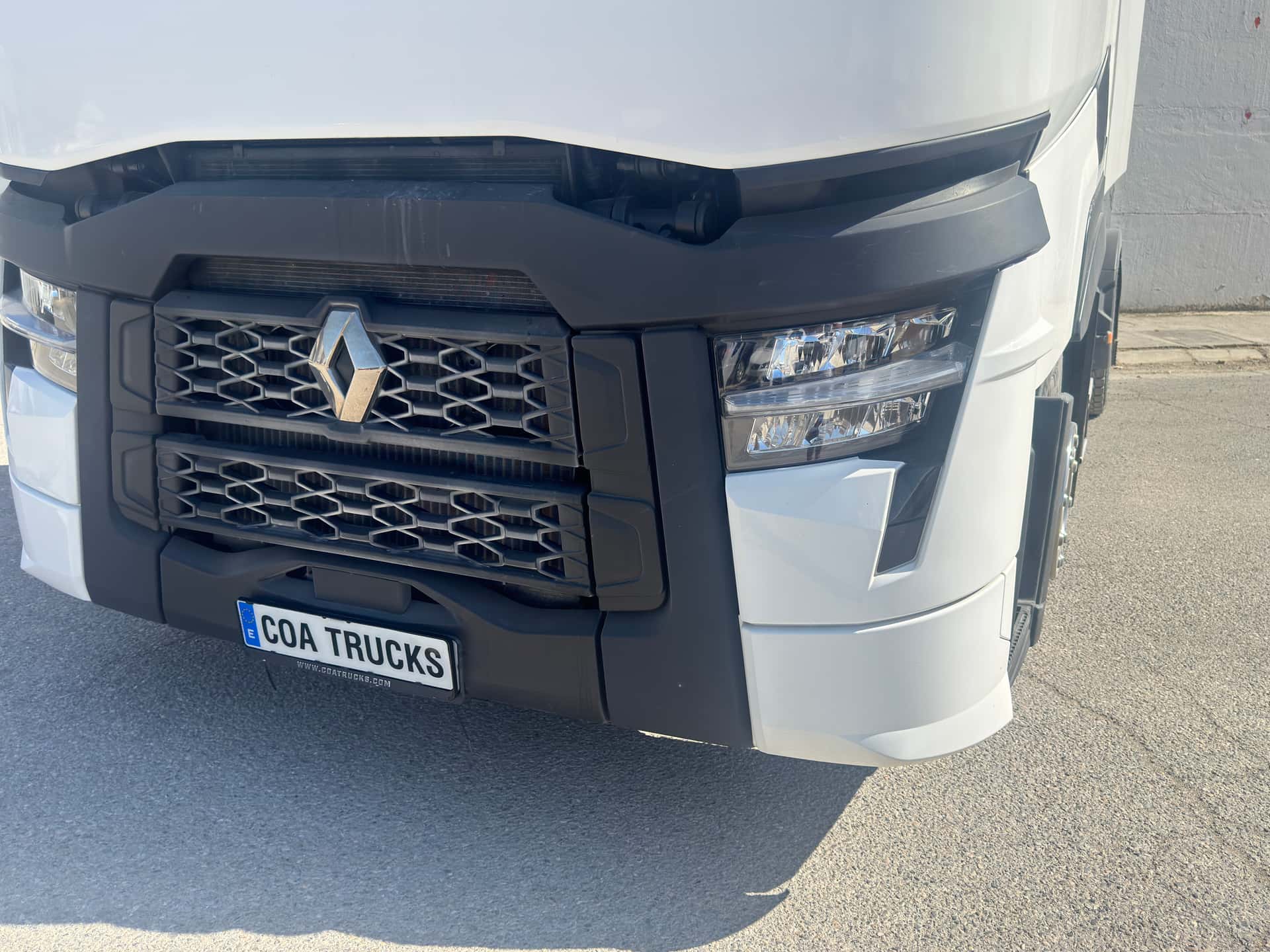 Cap tractor Renault T 520 2023 d'ocasió — Coatrucks Lleida