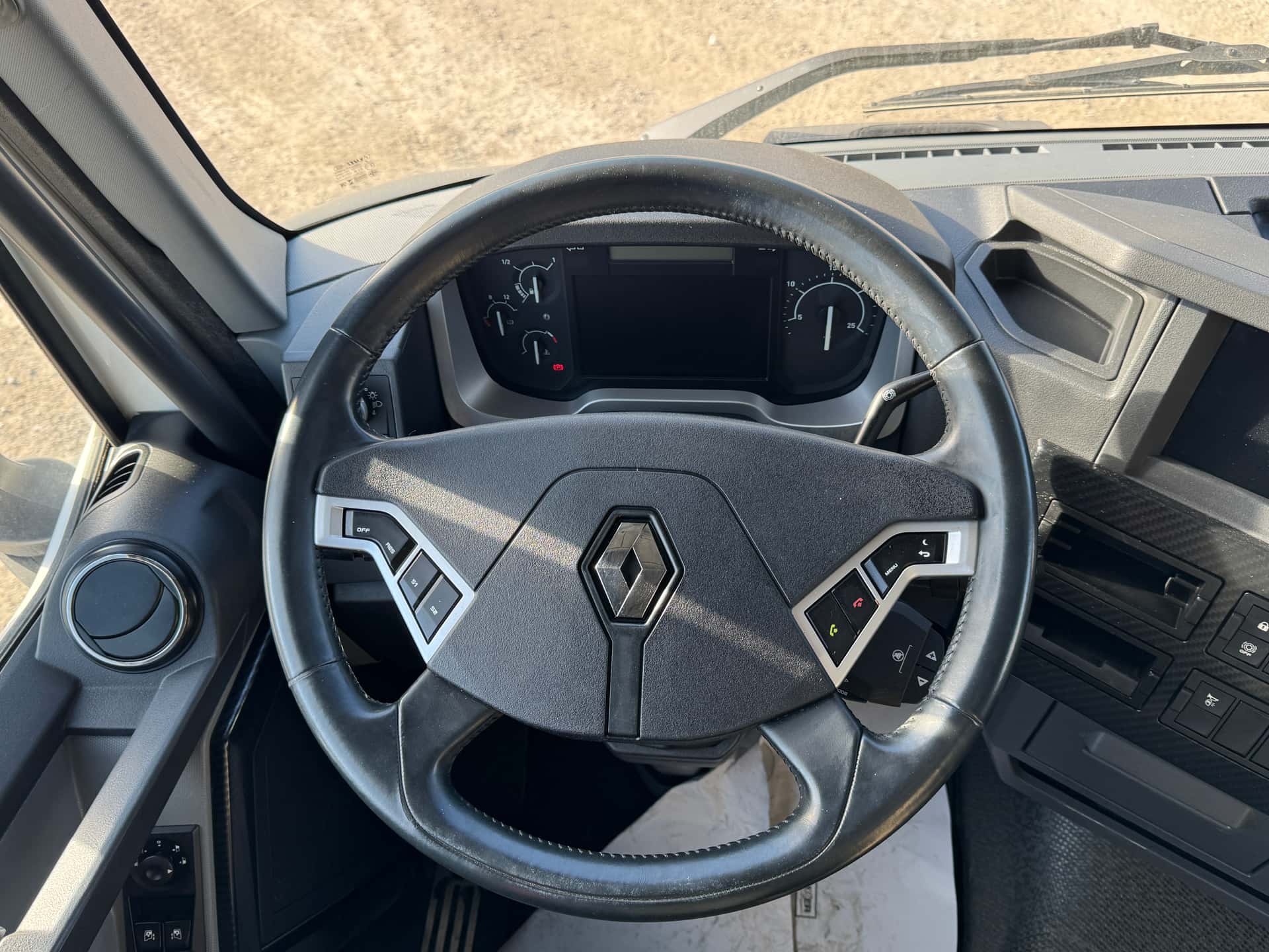 Gebrauchte Sattelzugmaschine Renault T 480 2021 — Coatrucks Lleida