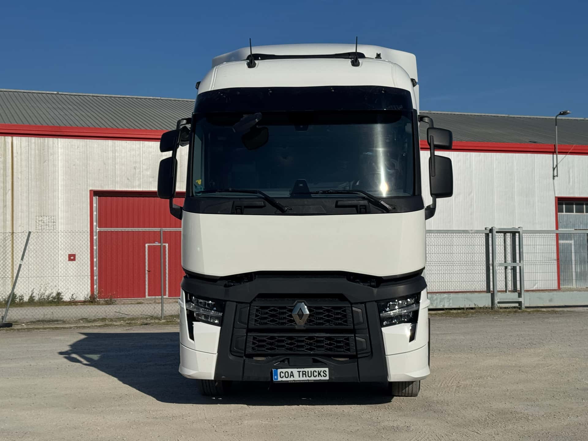 Gebrauchte Sattelzugmaschine Renault T 520 2023 — Coatrucks Lleida