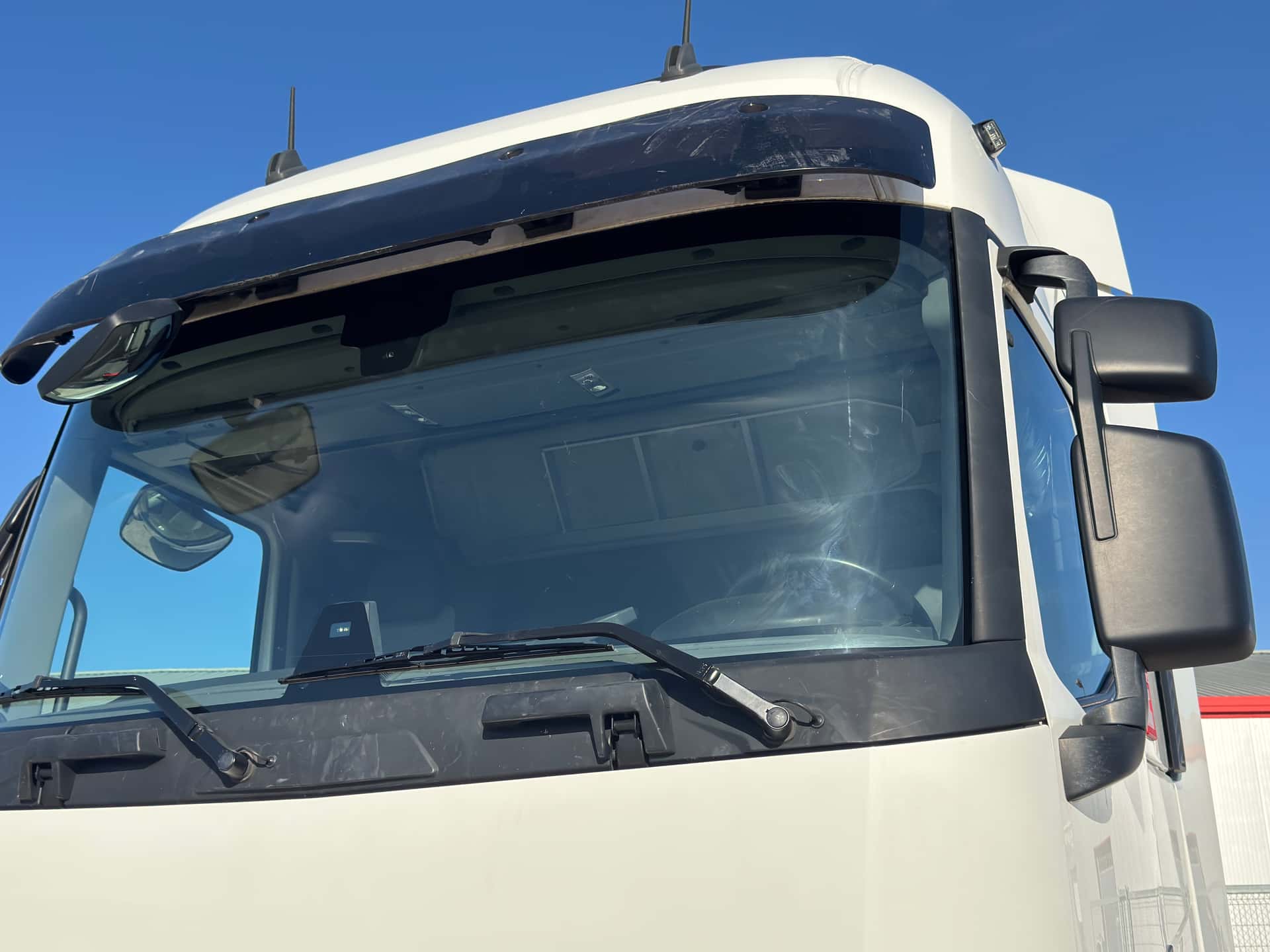 Gebrauchte Sattelzugmaschine Renault T 520 2023 — Coatrucks Lleida