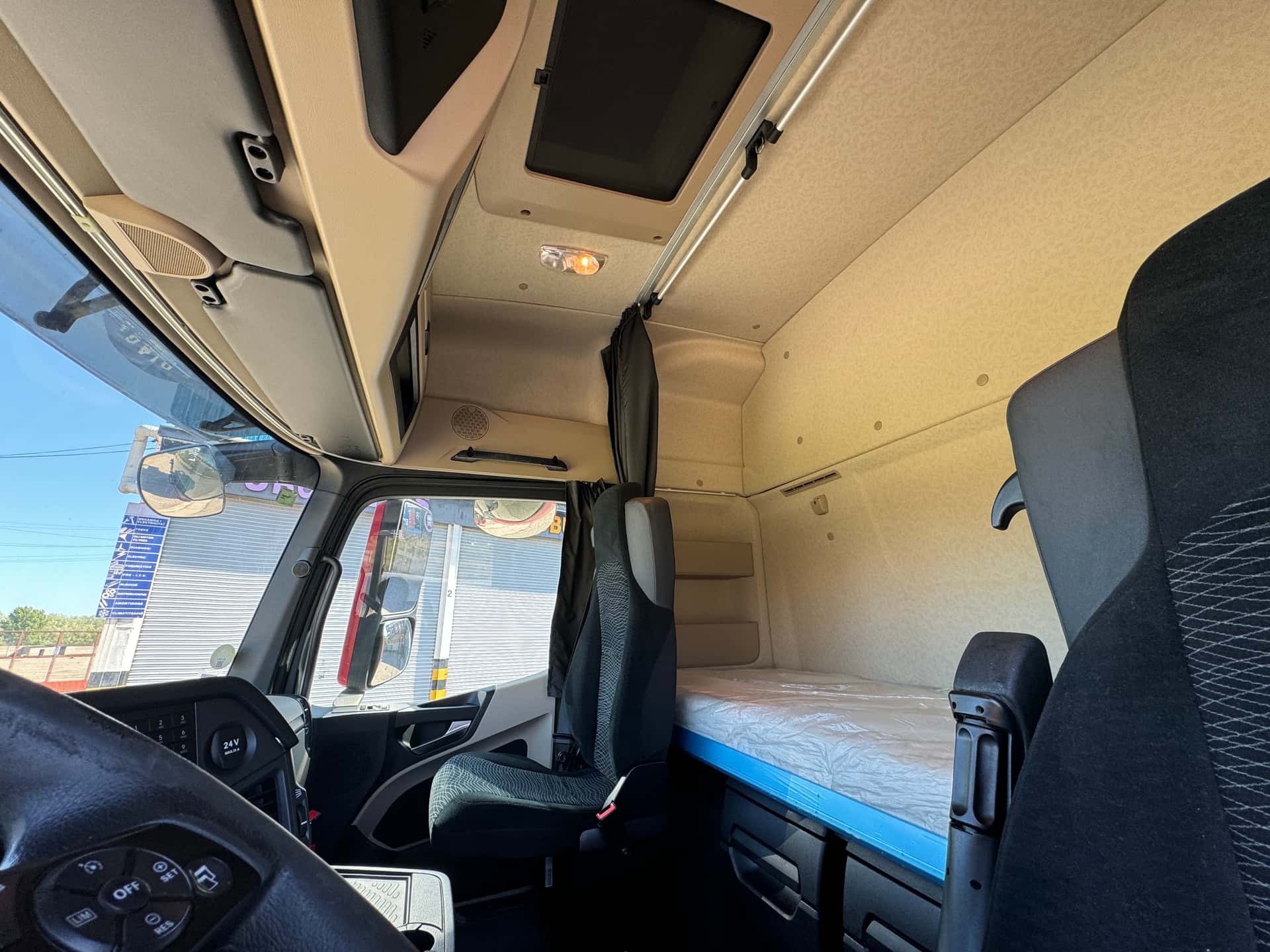Gebrauchte Sattelzugmaschine Mercedes Actros 1851 LS 2016 — Coatrucks Lleida