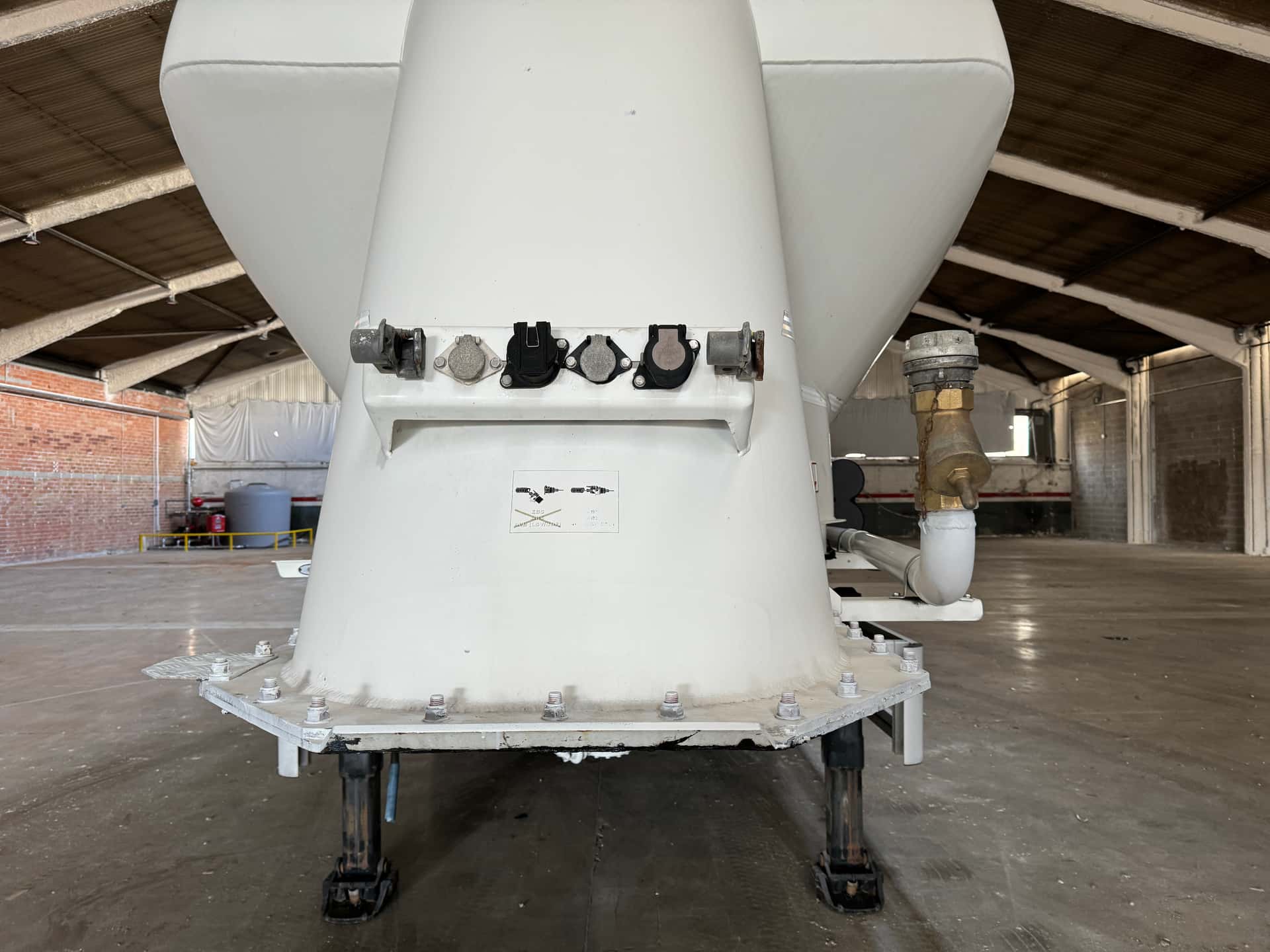 Silo-oplegger Gebruikte oplegger Kassbohrer SSL 35 m³ 2015, vooraanzicht — Coatrucks Lleida