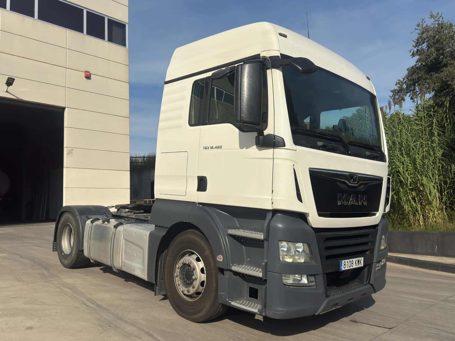Cabeza tractora MAN TGX 1846 2019 de ocasión — vista 3