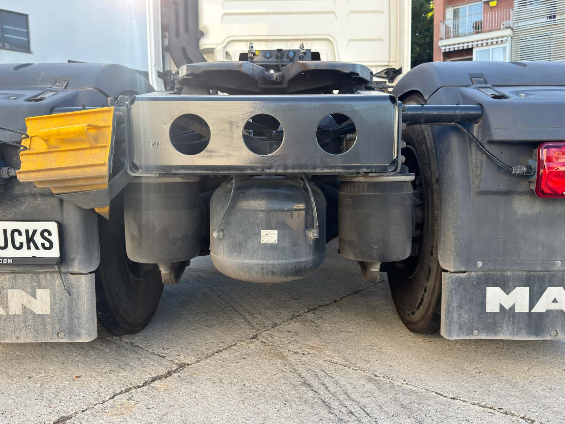 Gebrauchte Sattelzugmaschine MAN TGX 1848 2024, Technik hinten — Coatrucks Lleida