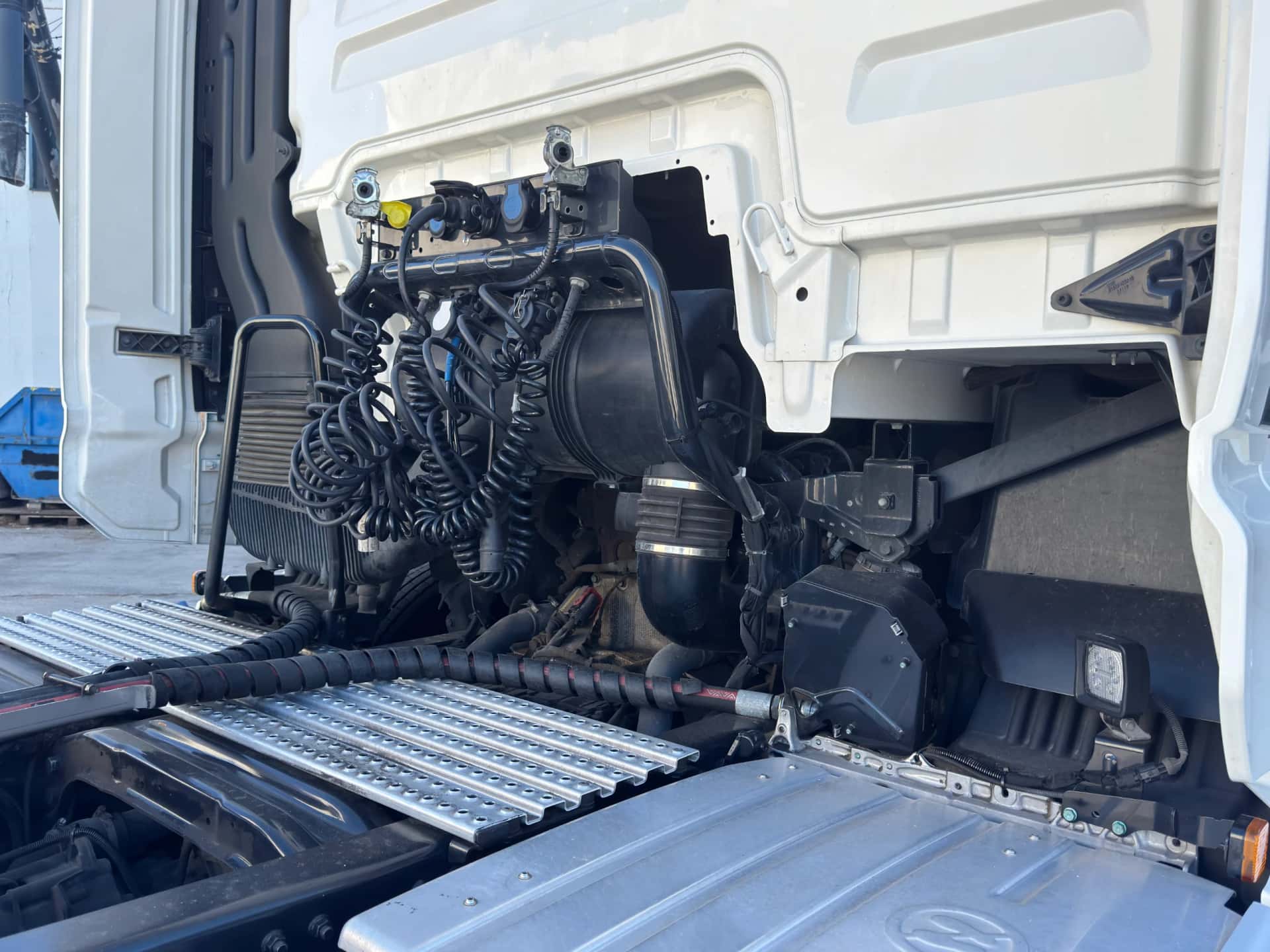 Gebrauchte Sattelzugmaschine MAN TGX 1848 2024, Reifen — Coatrucks Lleida