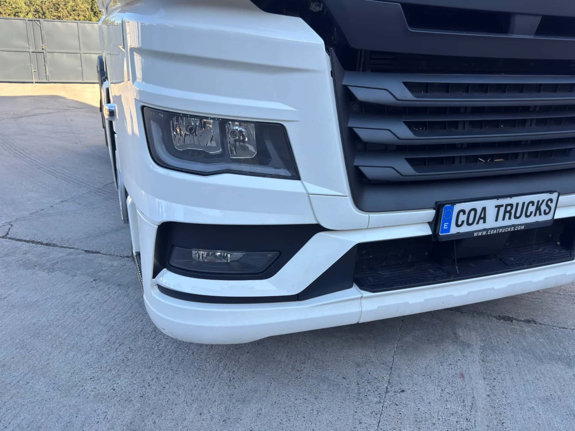 Gebrauchte Sattelzugmaschine MAN TGX 1848 2024, Aufbau — Coatrucks Lleida