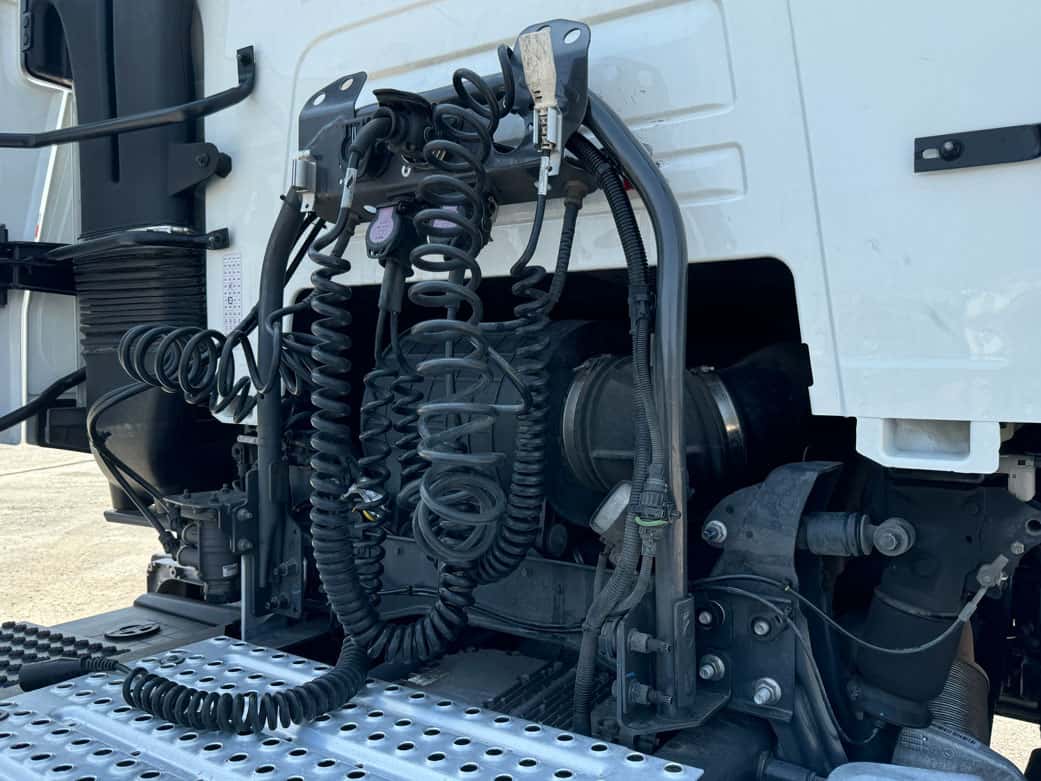 Gebrauchte Sattelzugmaschine Renault T 520 2021 — Coatrucks Lleida