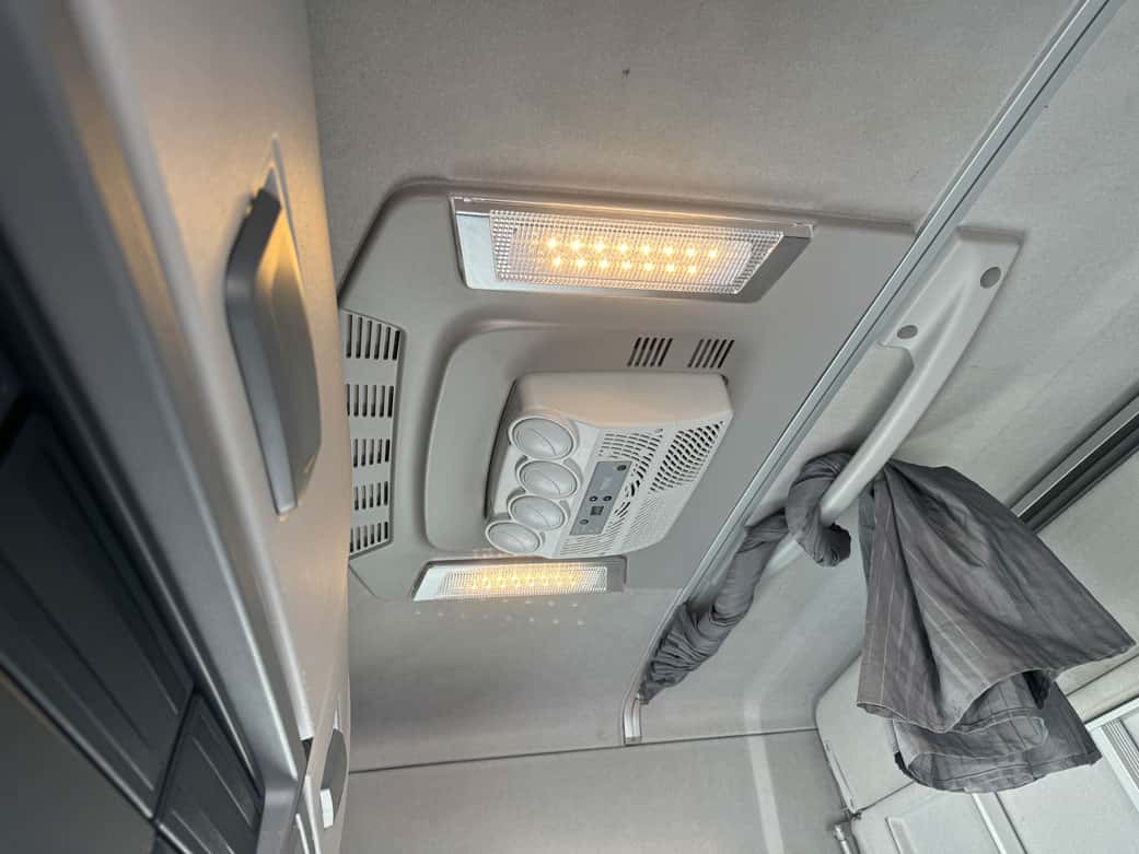 Gebrauchte Sattelzugmaschine Renault T 520 2021 — Coatrucks Lleida
