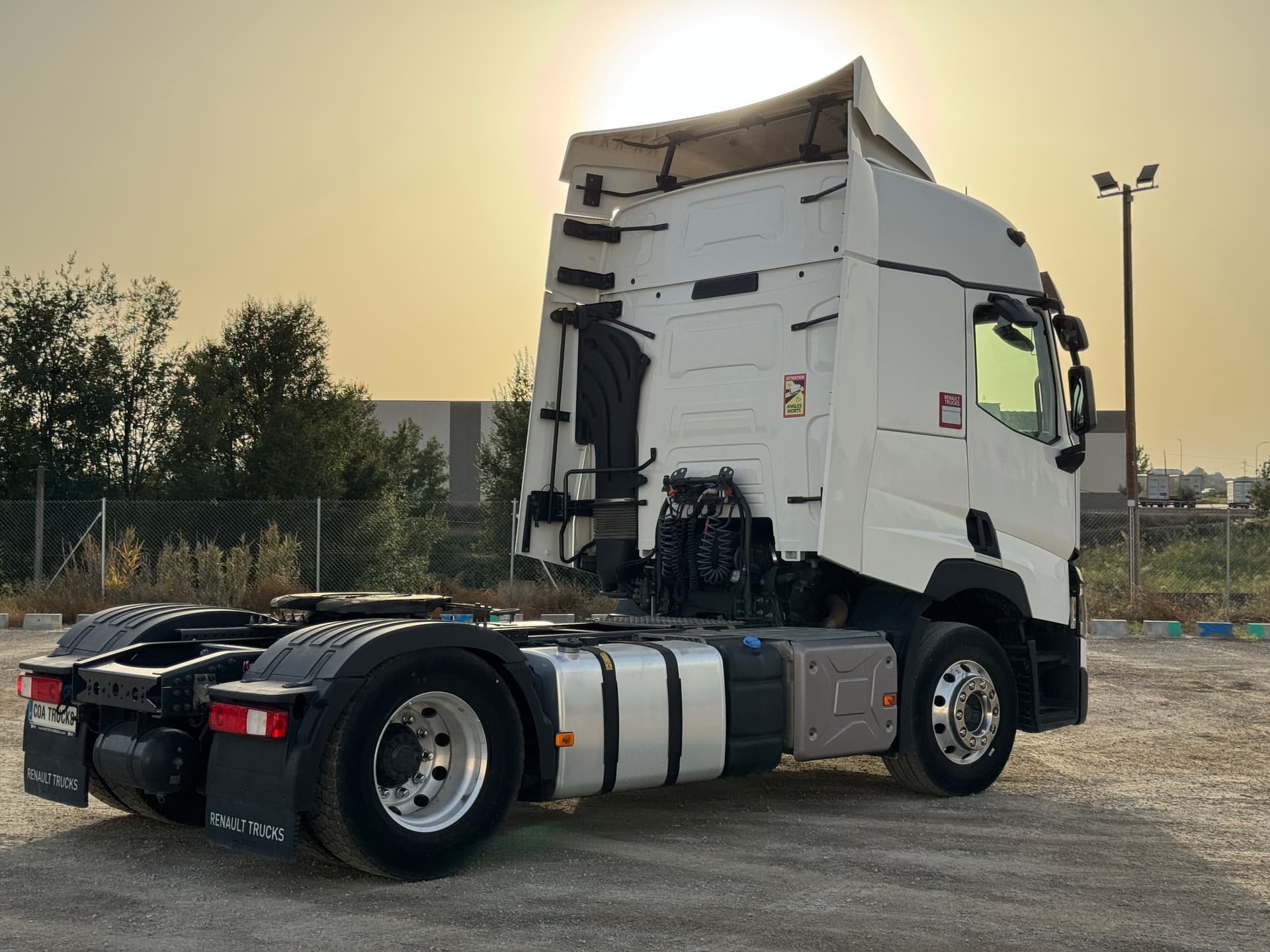 Trator Renault T 480 2021 usado — vista 5